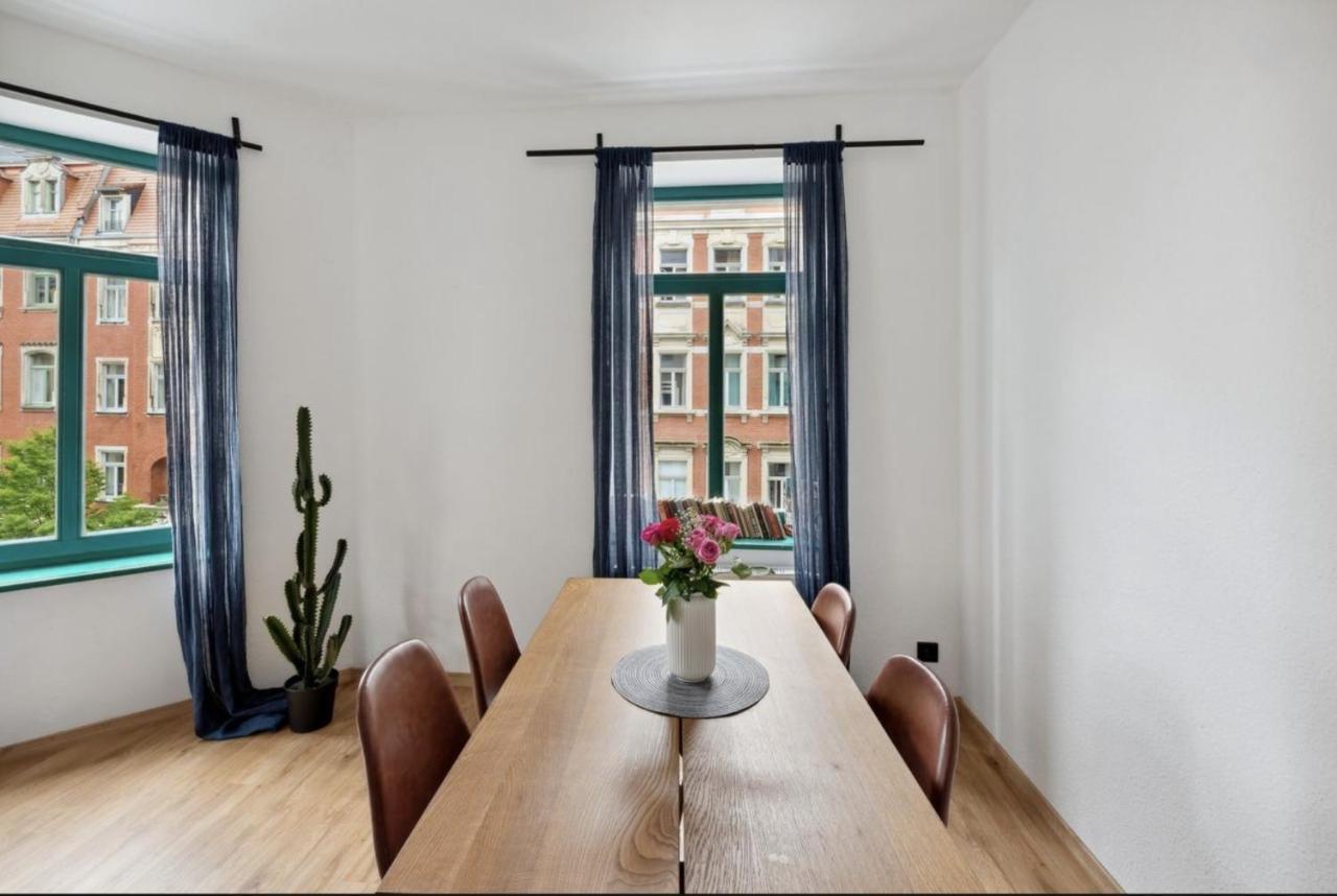 B Our Guest At New Vintage Chic Apartment 德累斯顿 外观 照片